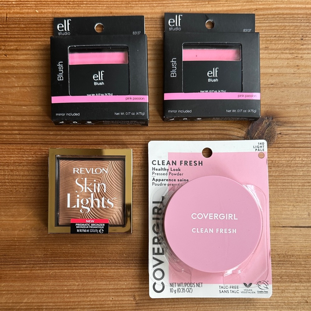 Cosmetic Make Up Powder Bundle